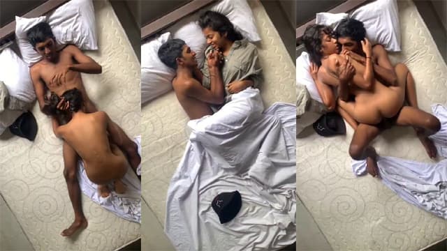 Sri Lankan Babe – Valentine Day 18 Min Pound Exposed