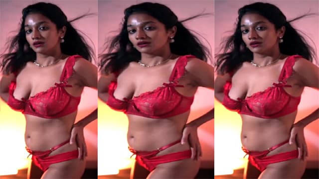Hot Lavanya Manickam Bikini Teasing Ass & Boobs